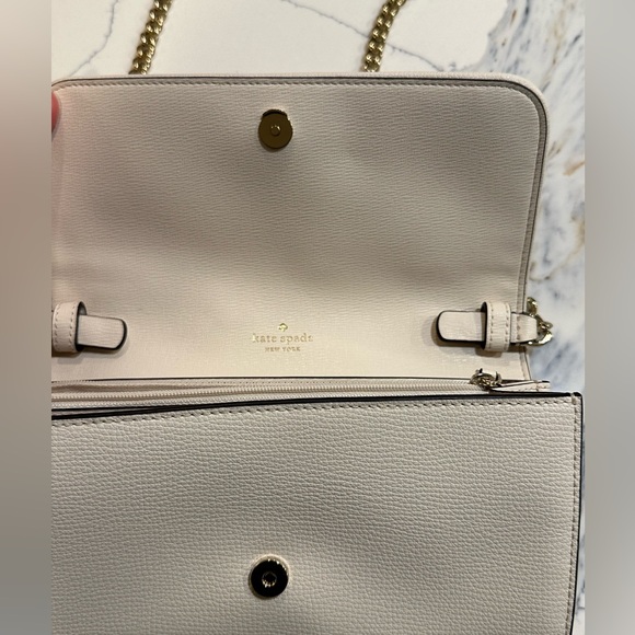 Kate Spade Wild Petal Embroidered Floral Crossbody Chain Wallet EUC - Picture 9 of 13